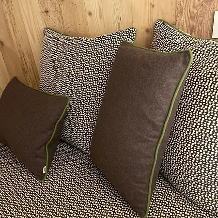 Pierita Stua Genziana E Ginepro Apartamento Bormio